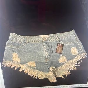 Distressed shorts